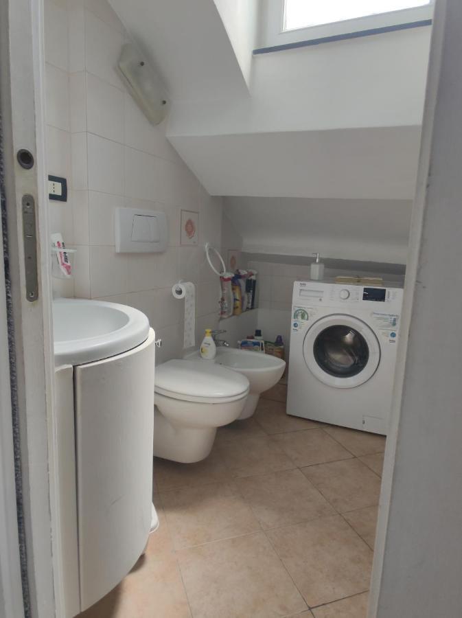 La Peglina Apartment Genoa Bagian luar foto