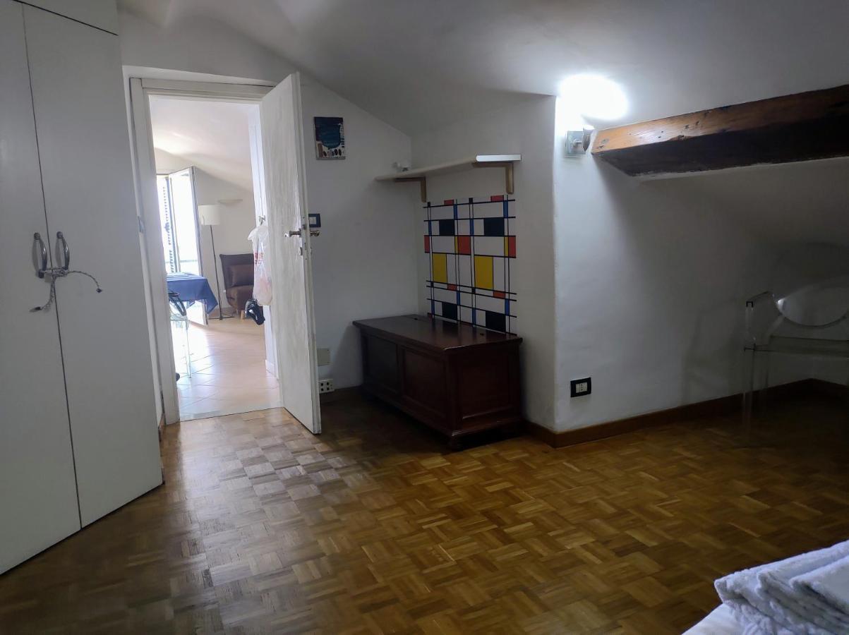La Peglina Apartment Genoa Bagian luar foto