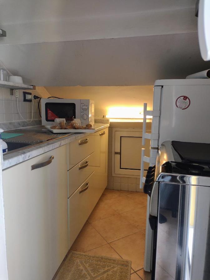 La Peglina Apartment Genoa Bagian luar foto